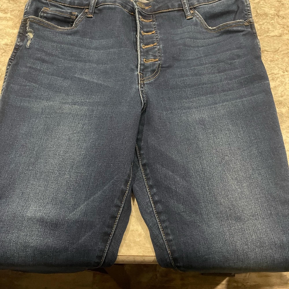 Kut from the kloth size 16 mia